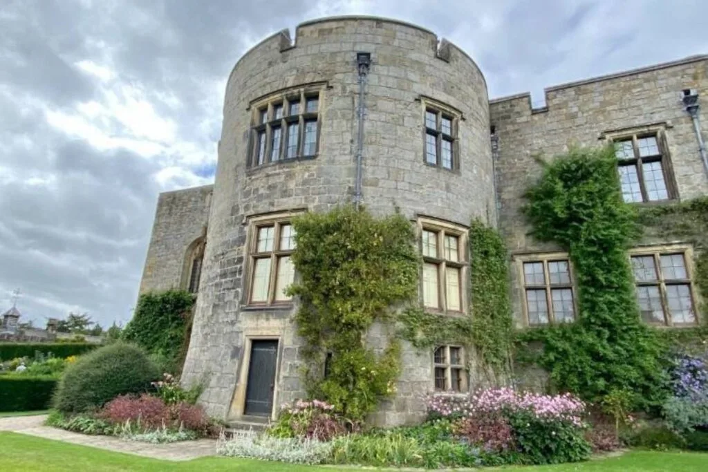 8 Incredible Castles In North Wales! 6 Chirk Castle